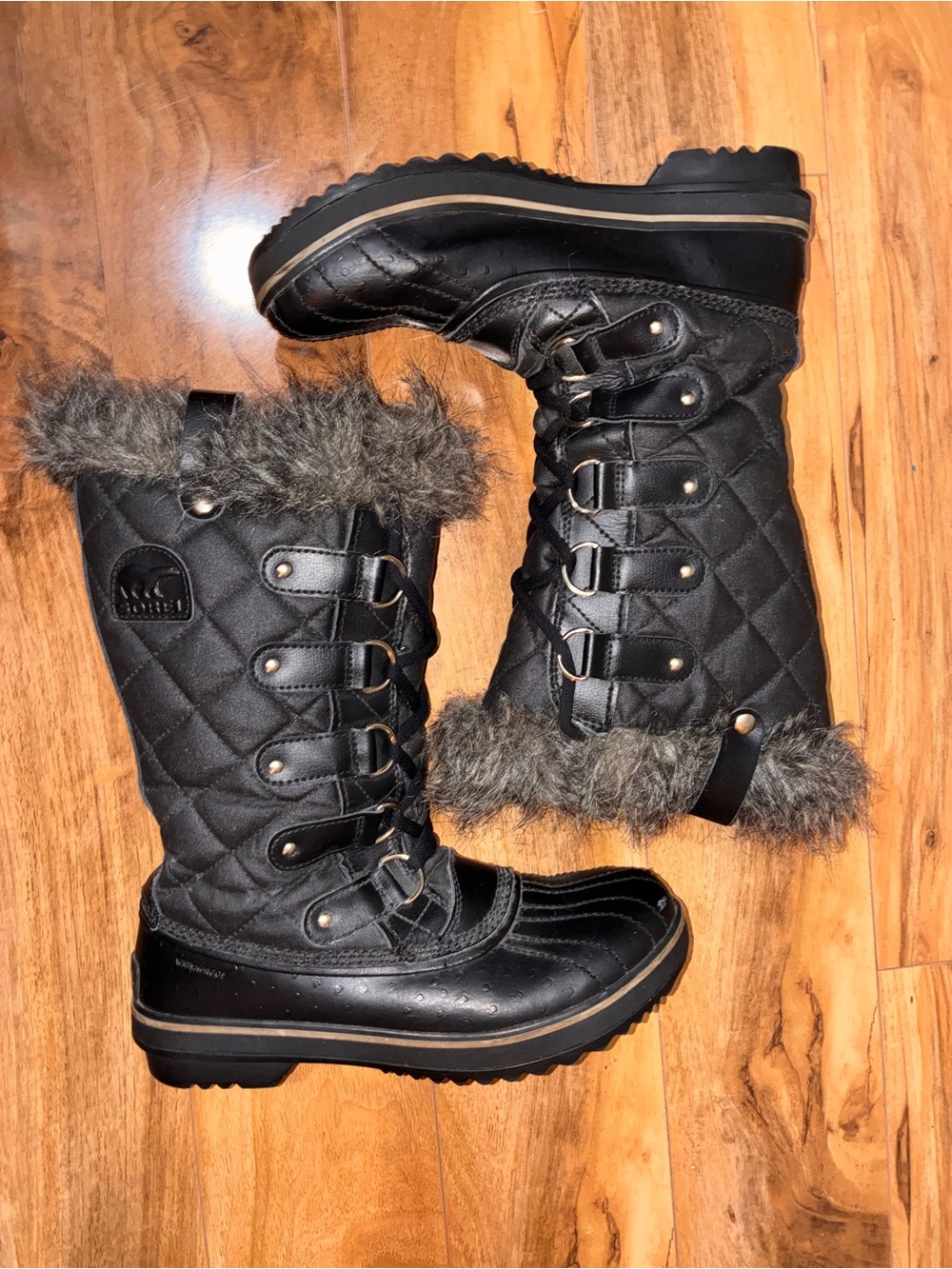 Sorel Women’s Tofino II Waterproof Faux Fur Gray Black Winter Boots - size 7.5